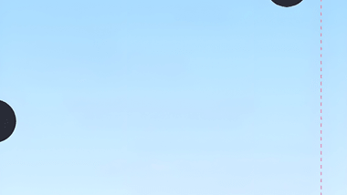 Klarer Himmel mit schwarzen Formen.