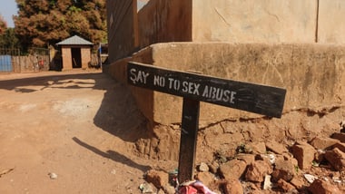 Auf einem Schulgelände in Yambio im Südsudan